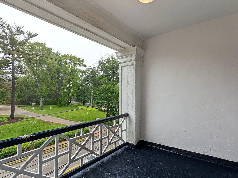 10 Montgomery — Photo 105