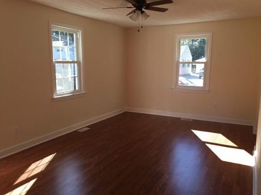 5th image of 615 Brewer St