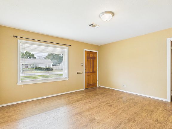 3rd image of 2250 3rd St