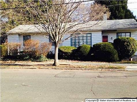 4th image of 249 Bidwell Ave