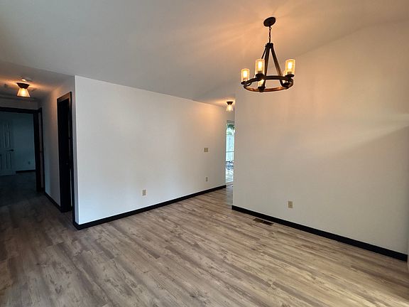 4th image of 6779 Cortez Pl NW