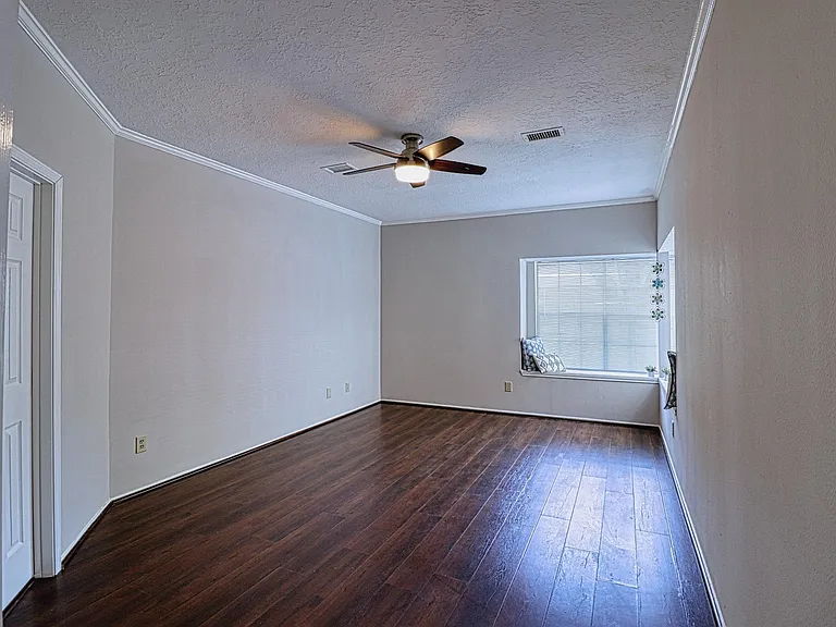 427 Birch Hill Dr — Photo 15