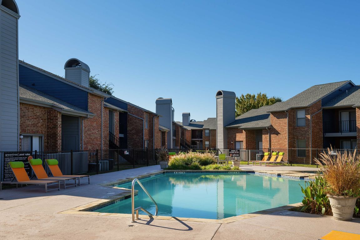 Relaxing Swimming Pool Area in Carrollton Apartment Complex
