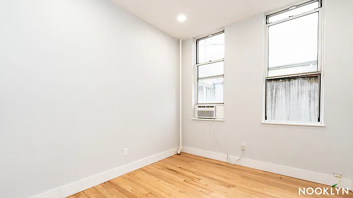 Rented by Nooklyn NYC LLC | media 3