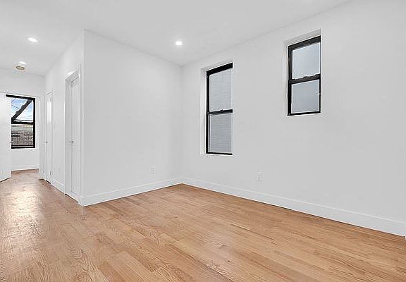 3rd image of 34-44 32nd St #3A