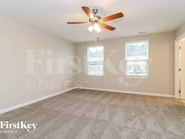 180 Fieldspar Ln — Photo 7