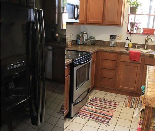 4th image of 3285 Canyon Dr Unit 43