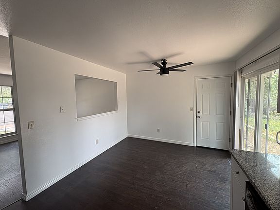4th image of 701 Harrison Dr