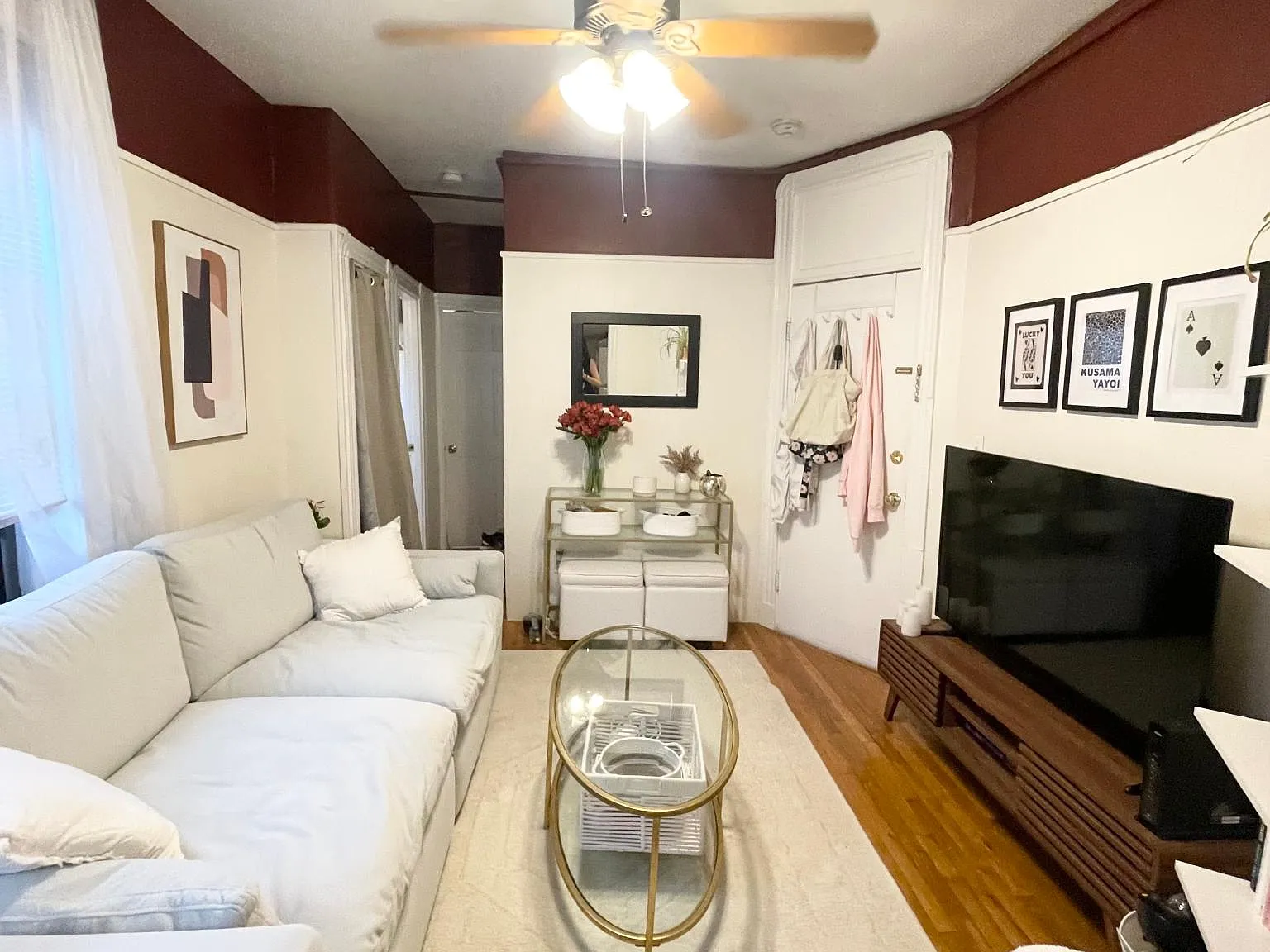 2 bed, 450 sqft, $3,000 — Photo 2