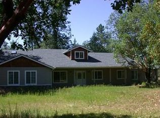 147 Hampshire Cir, Grants Pass, OR 97526
