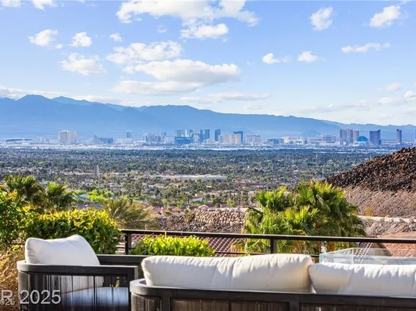 387 Solitude Peak Ln, Henderson, NV 89012