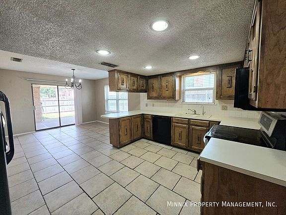 5th image of 4800 Dentcrest Dr APT A