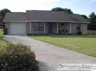 1625 Middle Ct, Sevierville, TN 37862