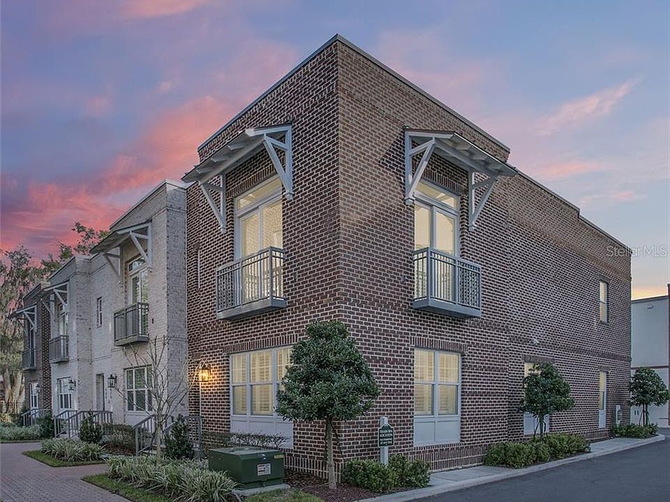 1st image of 474 Hazelnut Ct