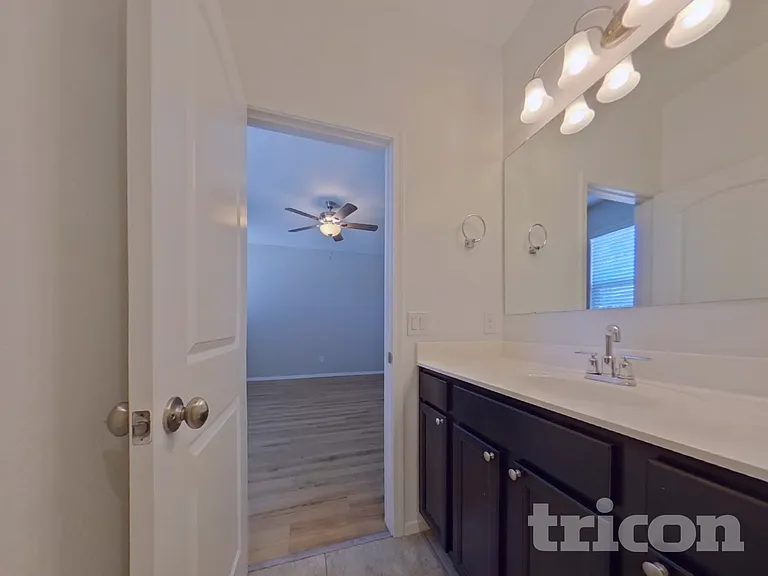 31062 W Mulberry Dr — Photo 9