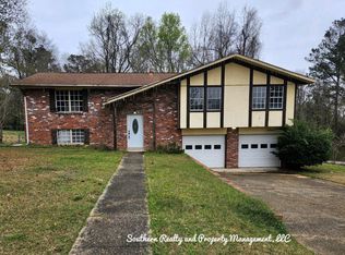 14 Azaleawood Dr, Wetumpka, AL 36093