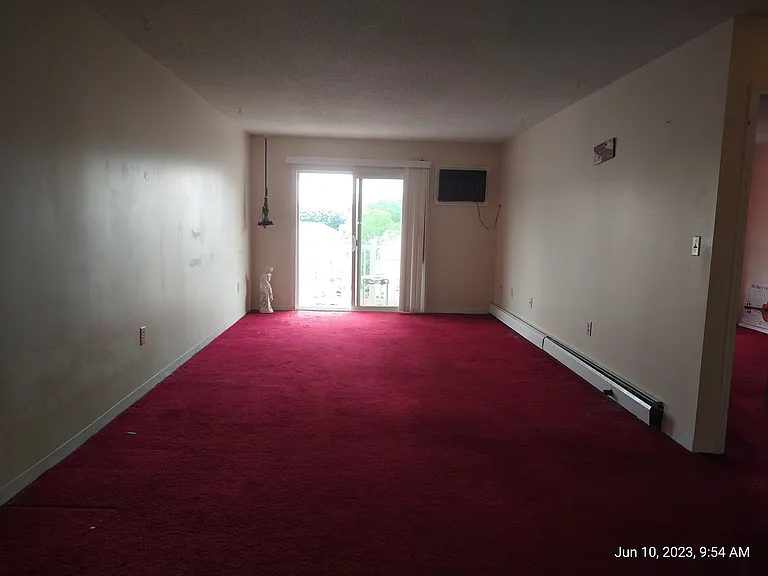 Kenmar Dr — Photo 9