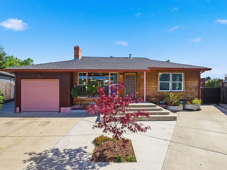 1st image of 2720 Hilltop Drive