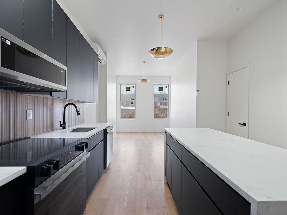 1st image of 779 Franklin Ave APT 2
