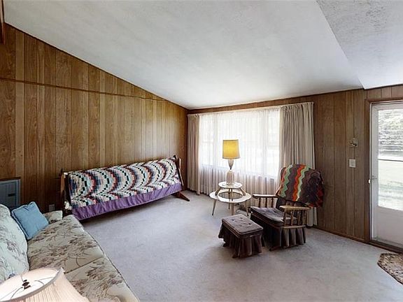 3rd image of 1967 Summers Ave