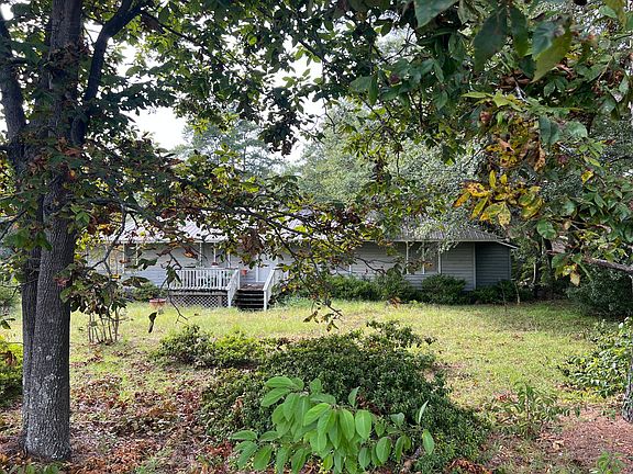 2nd image of 3104 4th Ave