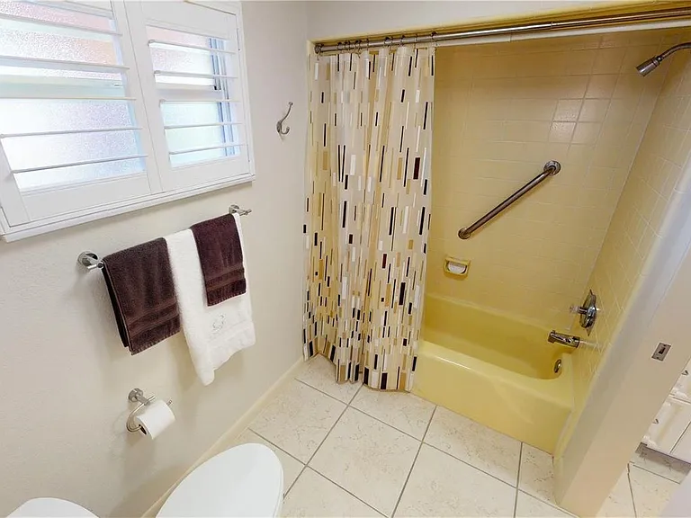 4C Colony Point Dr #4C — Photo 13