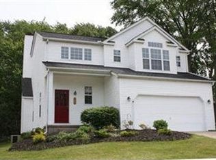205 Woodbridge Ln, Chardon, OH 44024