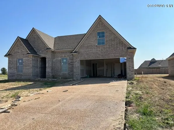 3102 Leatherman Dr, Lake Cormorant, MS 38641