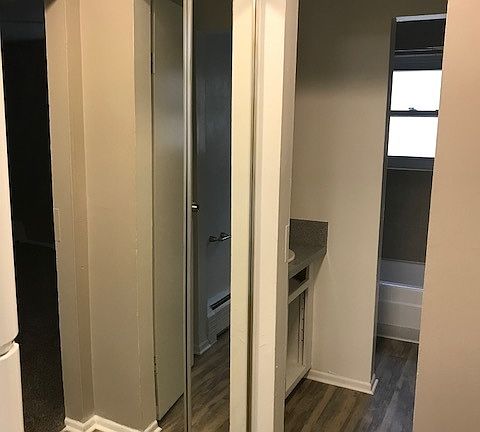 3rd image of 1445 Detroit St Unit 303