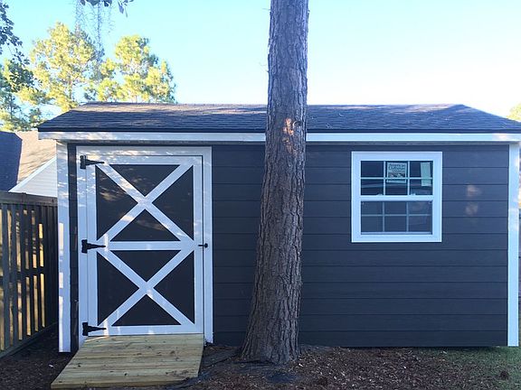 2nd image of 906 Sugarberry Dr
