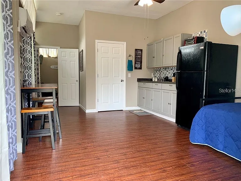 1245 Catalpa Ln #2 — Photo 31