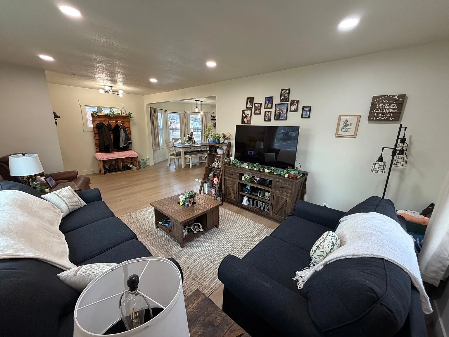 Renovated Apartment — Photo 3