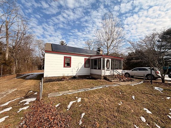 2nd image of 132 Academy Ln