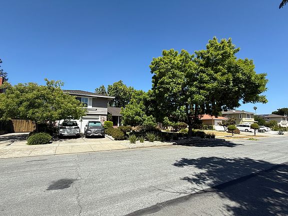 3rd image of 6911 Serenity Way