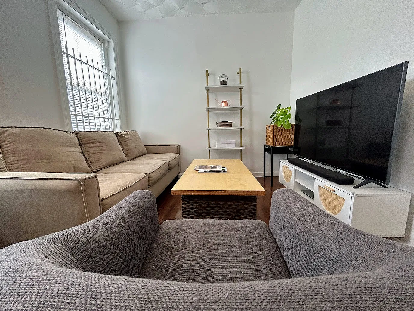 1 bed, 700 sqft, $2,490 — Photo 4