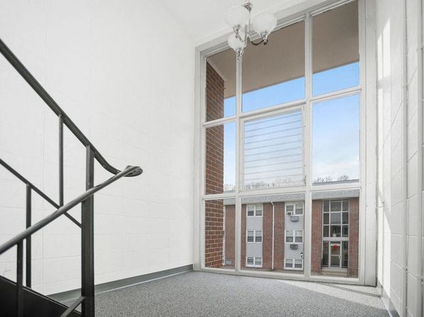 250 Smithfield Rd APT S9