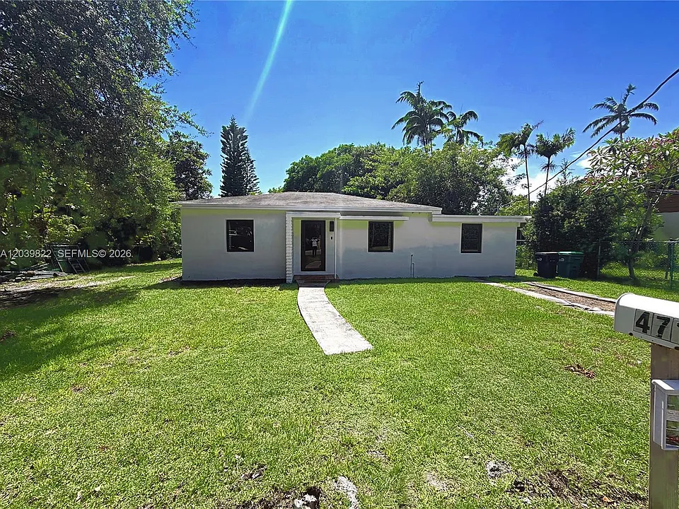 4712 SW 64th Ct