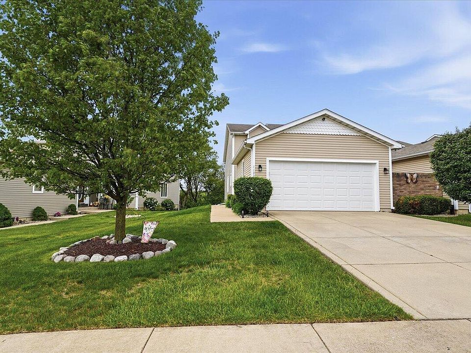 1st image of 11335 Valley Dr