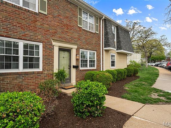 4th image of 1541 E Swan Cir