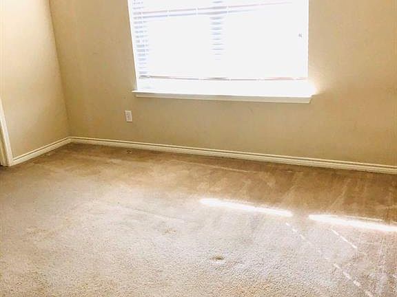 4th image of 4912 Stray Creek Ln