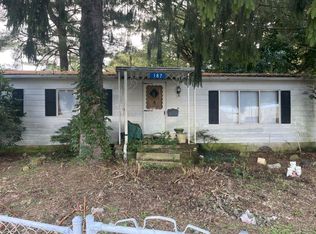 187 Watkins St, Nelsonville, OH 45764