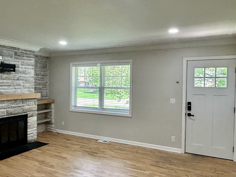 5141 E Brookfield Dr — Photo 2