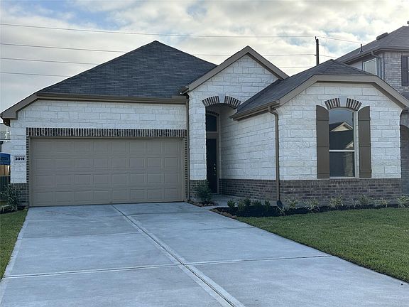 2nd image of 3019 Kastania Ln N