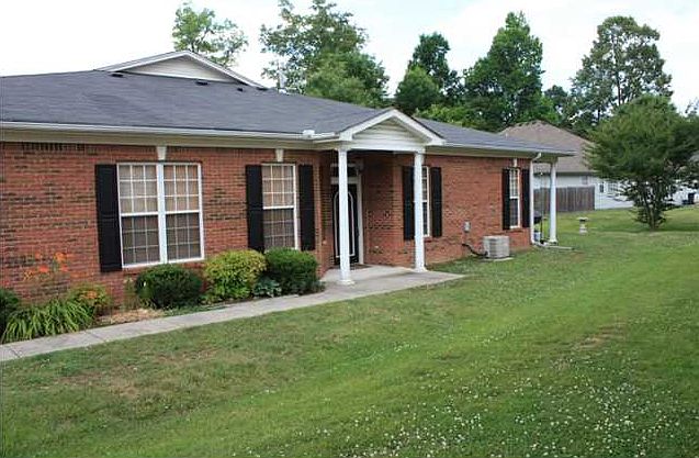 1st image of 1821 Jackson Square Dr