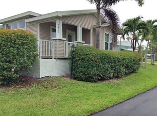 771 Sun Top Ln, Boynton Beach, FL 33436