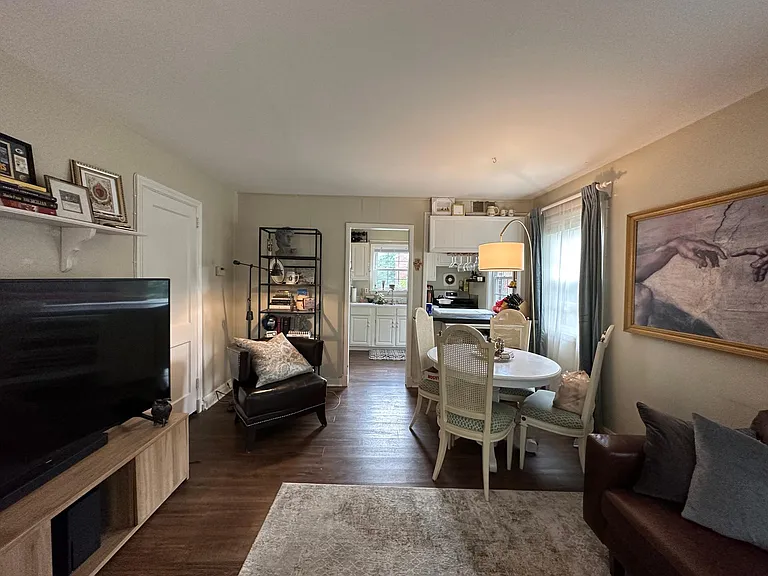 49 E Rosemont Ave — Photo 11