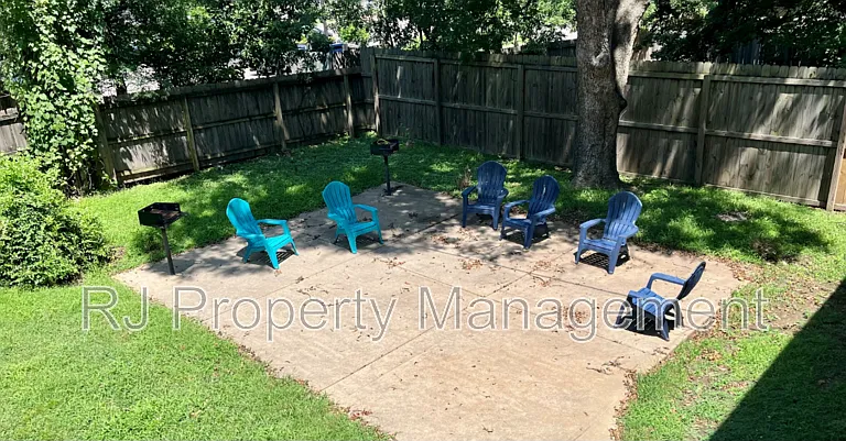 605 Patterson St #7 — Photo 3