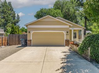 3110 Bursell Rd, Central Pt, OR 97502