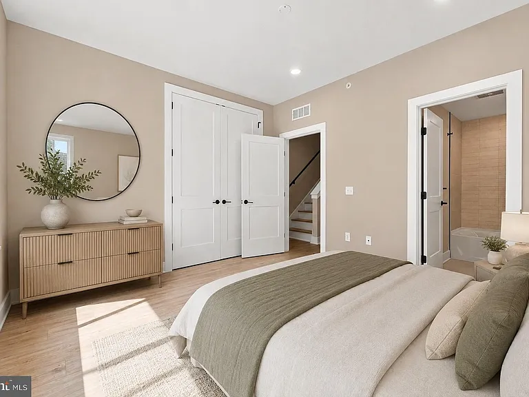 13 S Academy St #D — Photo 15