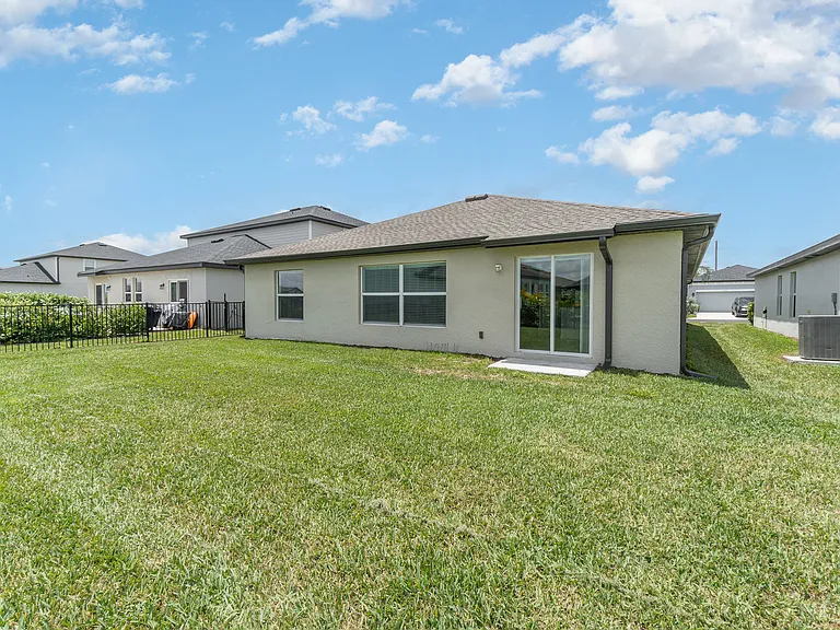 4272 Villa Rapallo Way — Photo 29